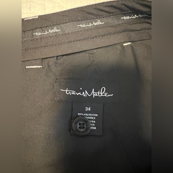 Men’s TravisMathew Shorts 34 - Gray Plaid - Picture 3 of 4